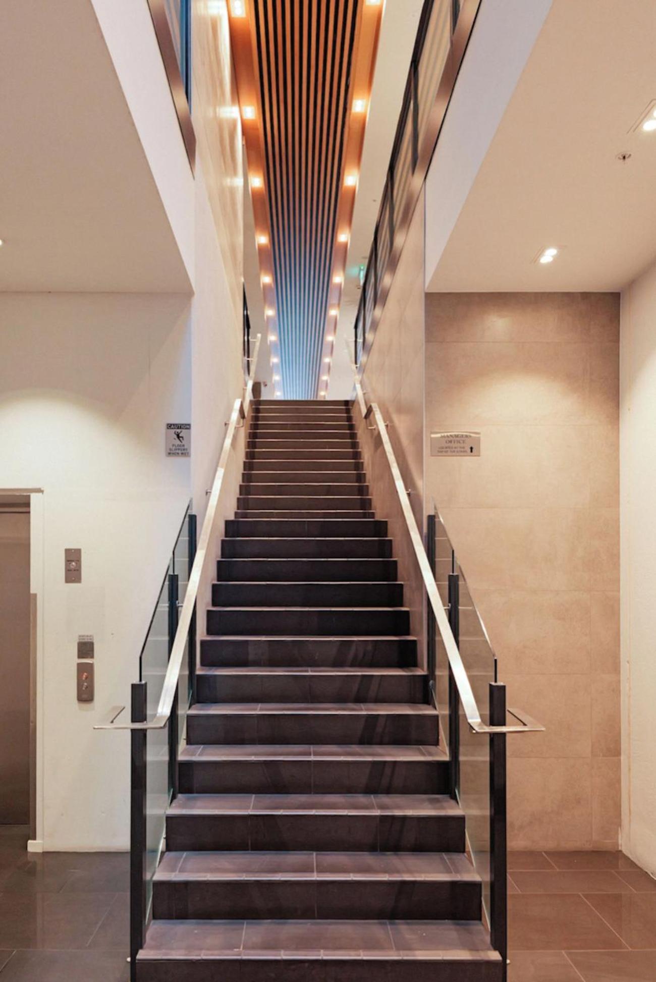 Skytower And City View 2 Bedroom Apartment On High Floor Auckland Eksteriør bilde