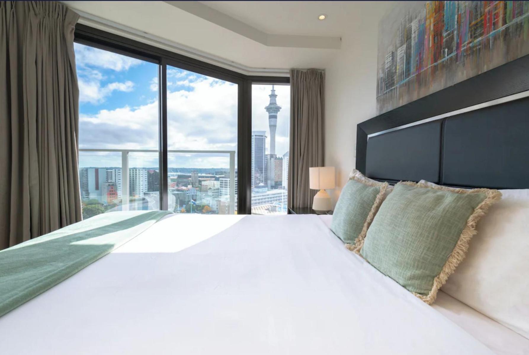 Skytower And City View 2 Bedroom Apartment On High Floor Auckland Eksteriør bilde